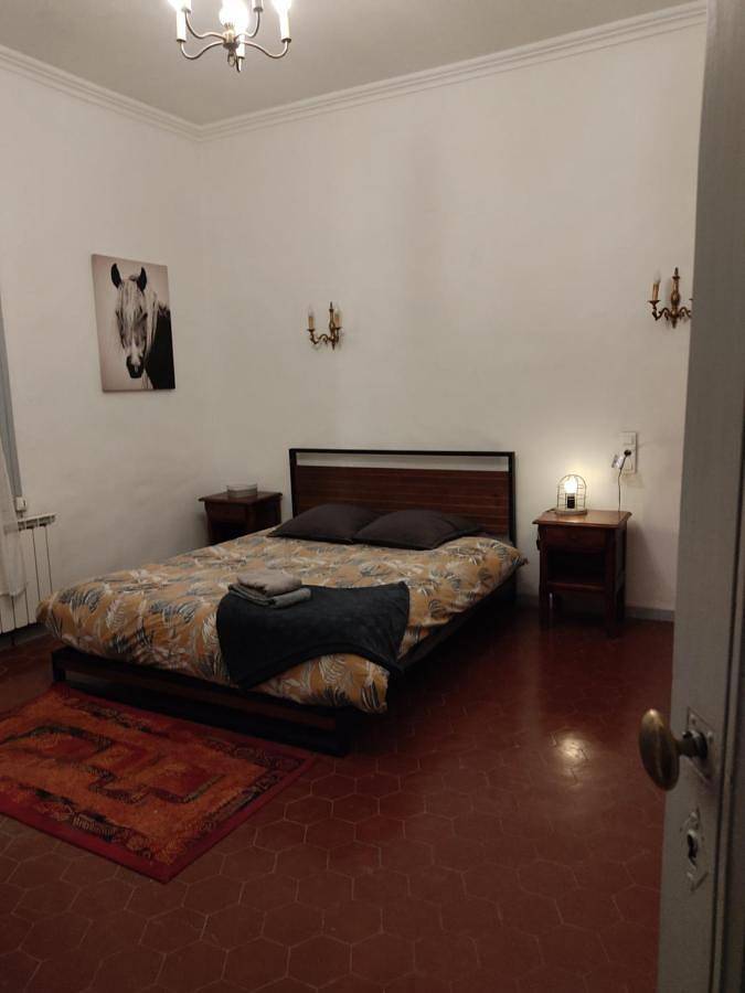 Double Room in Vergèze, Côte méditerranéenne (France)