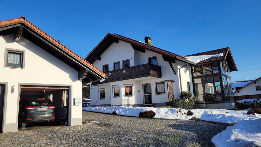 Ferienwohnung für 3 Personen, mit Balkon und Balkon/Terrasse sowie Garten in Sankt Oswald-Riedlhütte