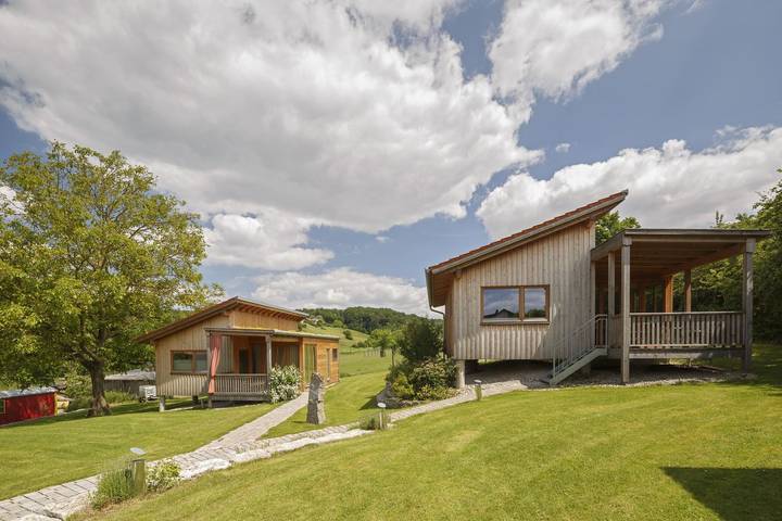 Bauernhof für 2 Personen, mit Balkon/Terrasse und Terrasse sowie Garten im Altmühltal