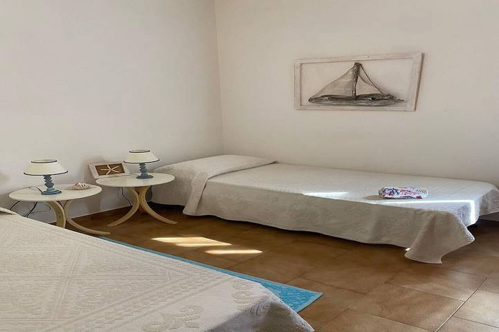 Gîte pour 5 personnes, avec Balcon à Porto Pollo - 2