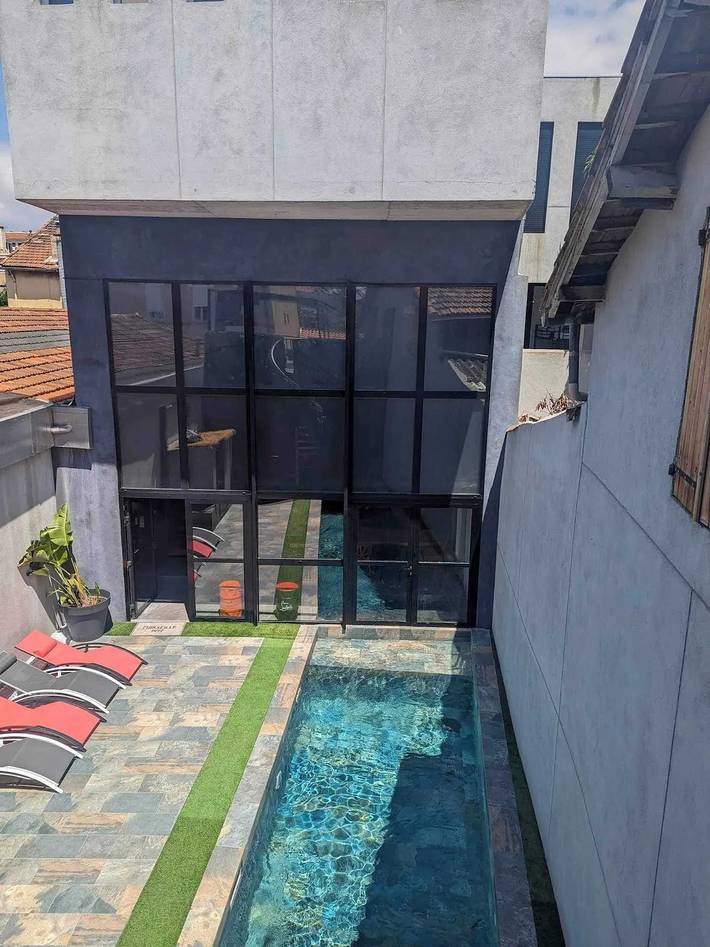 Villa pour 12 personnes, avec jardin ainsi que piscine et sauna à Marseille - 2