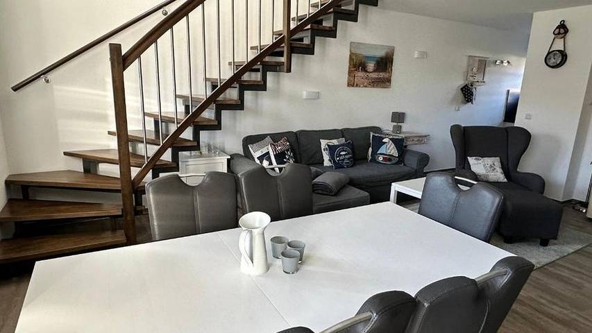 Ferienwohnung für 5 Personen, mit Garten und Terrasse in Nonnevitz