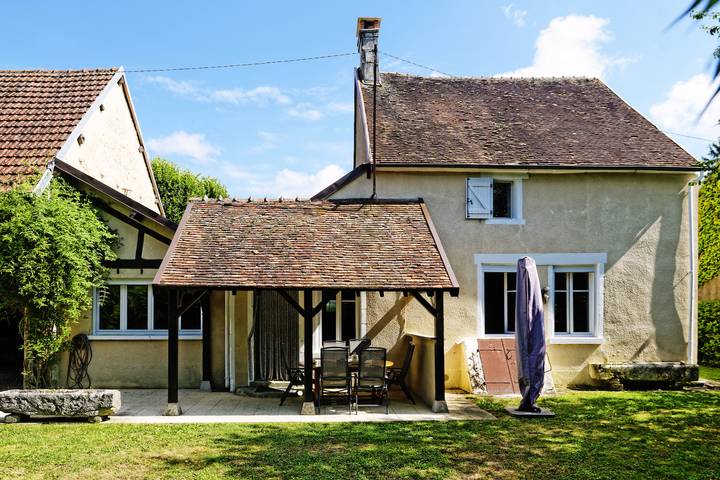 Gîte pour 6 personnes, avec piscine