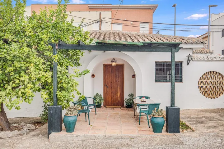 Holiday home for 6 people, with view and garden, child-friendly - 1