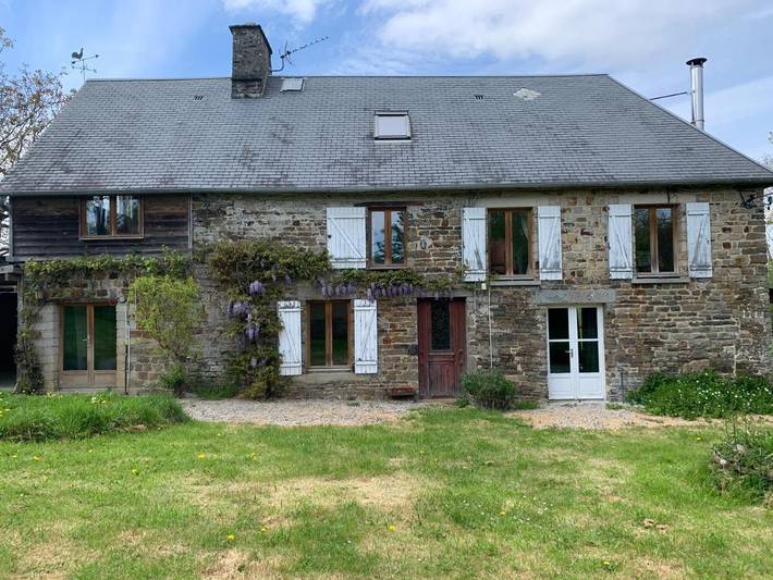 Location de vacances pour 5 personnes, avec Jardin et Vue à Pont-Farcy