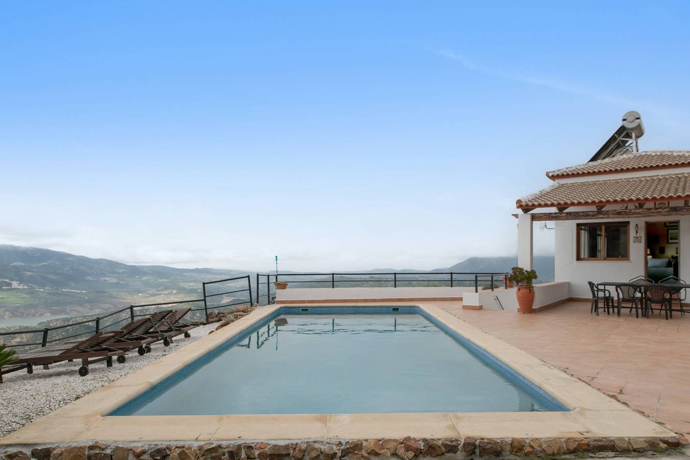 Ferienhaus 'El Mirador De La Luna' mit Seeblick, privatem Pool und Wlan in El Gastor, Pueblos Blancos