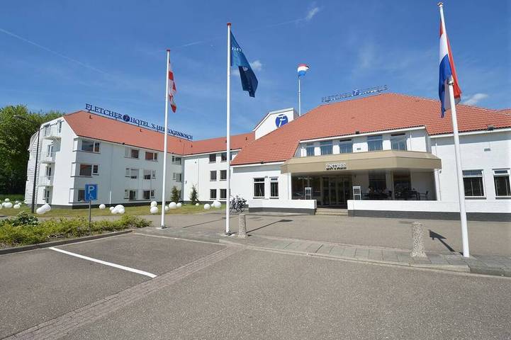 Wellness Retreat Near National Parks & City Landmarks! Onsite Dining! in Noord-Brabant