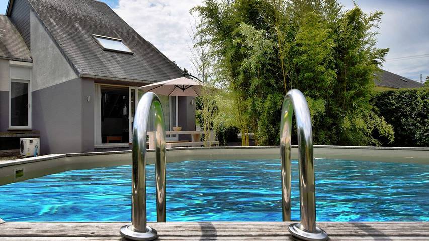 Vakantiehuis voor 8 personen, with zwembad and terras as well as tuin - 1