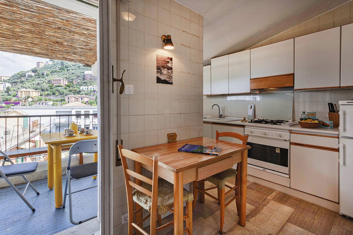 Ganze Wohnung, Stunning sea view apartment with terrace in Camogl in Camogli, Riviera di Levante