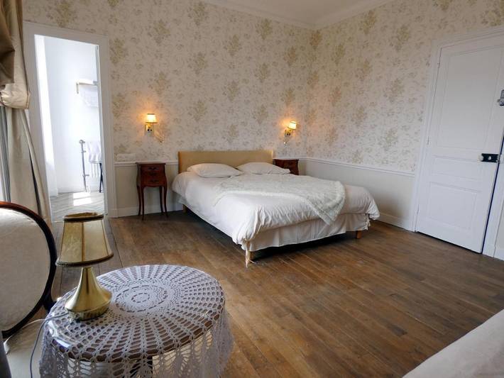 Location de vacances pour 3 personnes, avec jardin ainsi que piscine et vue à Saint-Jean-le-Thomas - 2