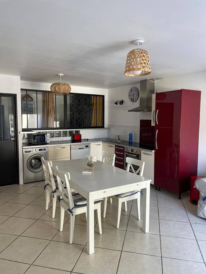 Appartement de vacances pour 2 personnes, avec piscine et jardin
