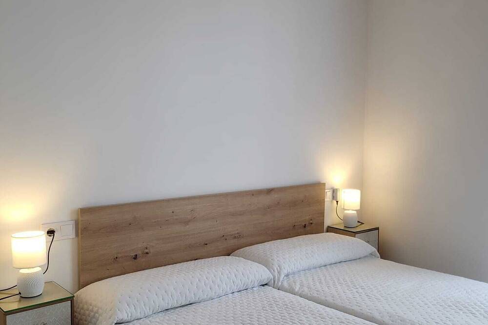 Entire apartment, New Vaniria Apartments in Foz, Galician Coast