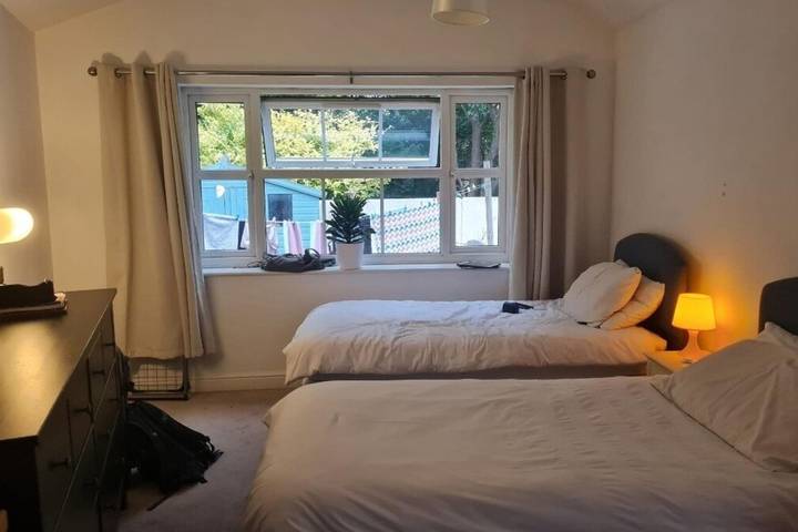 Barn for 2 people, with Terrace and Yard in Bristol
