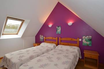 Maison De Vacances pour 14 Personnes dans Saint-Méloir-des-Ondes, Côte d’Émeraude, Photo 1
