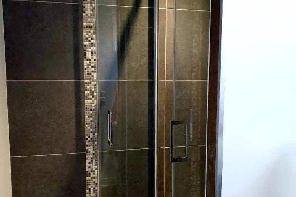 Entire apartment, Le Phoenix 449 : sea view, 2 bedrooms in Arromanches-les-Bains, Bayeux region