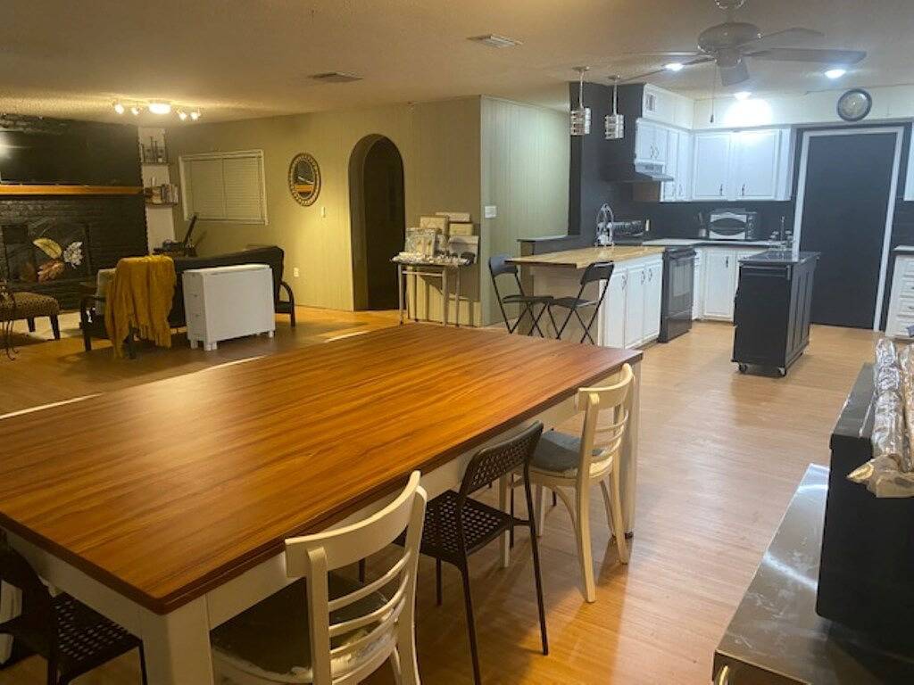 Rustic Chic w/hot tub near theme parks (Pet-Friendly!) in Davenport (FL), Zentral Florida