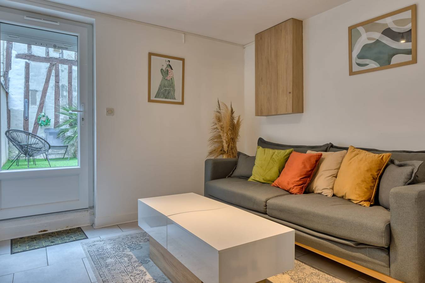 Entire apartment, Le Nid Vouté, charmant appartement avec terrasse situé au coeur de Rouen in Rouen, Rouen region