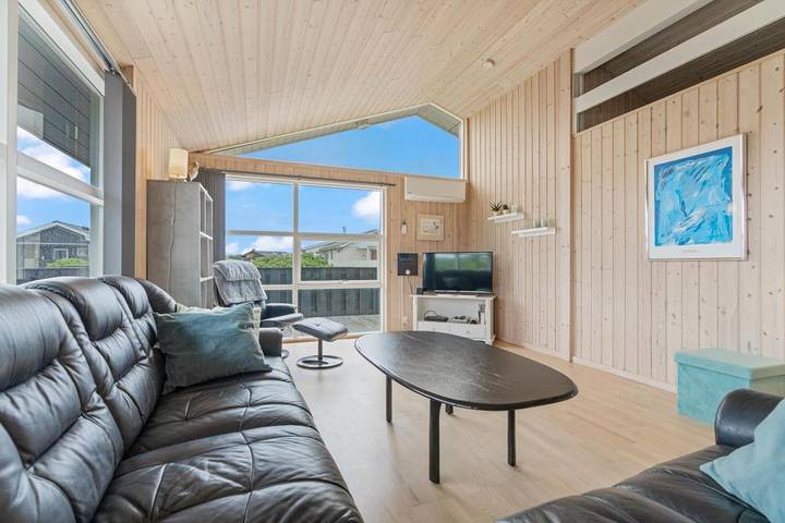 Ferienhaus für 6 Personen, mit Balkon/Terrasse und Whirlpool sowie Terrasse und Sauna in Holmsland Klit - 4