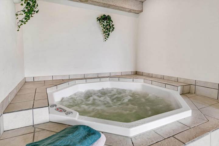 Ferienhaus für 12 Personen, mit Terrasse und Whirlpool sowie Sauna und Pool in Blavand - 3