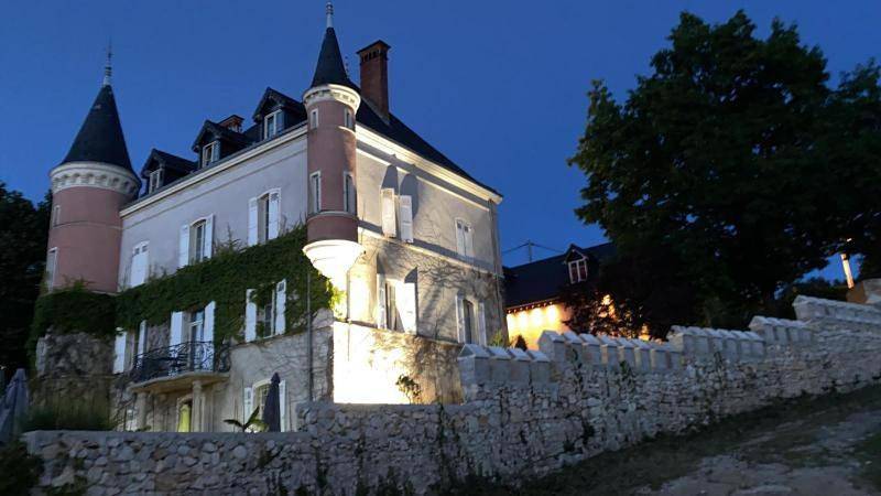 Gîte pour 3 personnes, avec jardin à Saint-Genix-sur-Guiers - 2