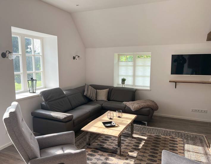 Ganze Wohnung, Friesenhaus Ebbe – Nordseezeit. Natur. Kamin. Garten. in Stadland, Wesermarsch