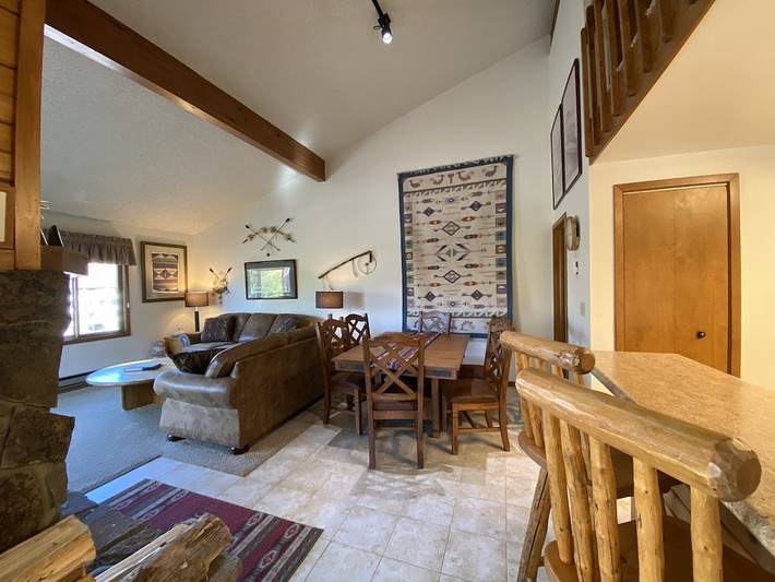 Ferienwohnung für 7 Personen, mit Balkon und Whirlpool sowie Garten - 1