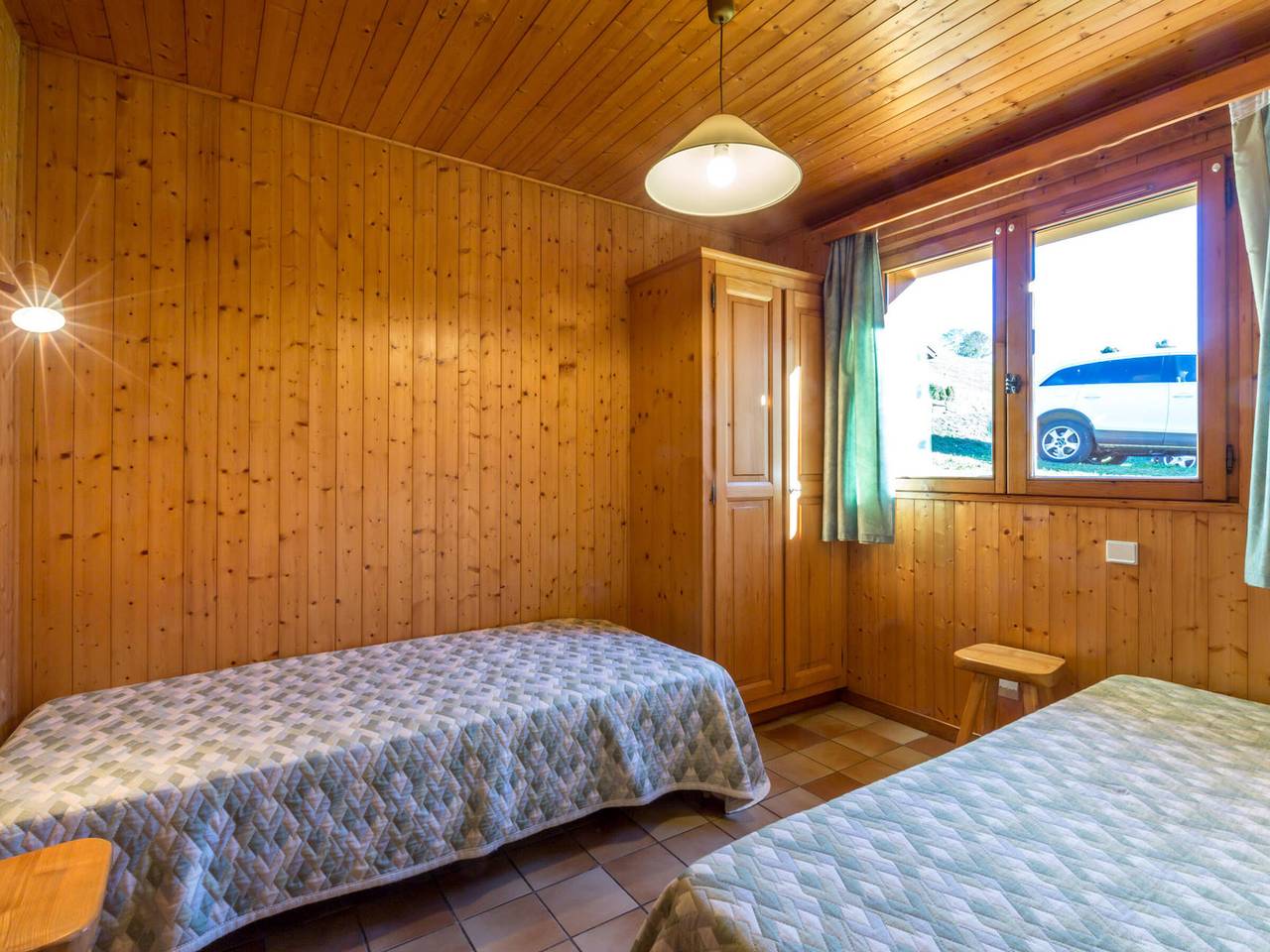 Appartement entier, Rez-de-chalet avec terrasse plein Sud, sur les pistes de ski de fond – 6 pers, La Clusaz in Lac des Confins, La Clusaz