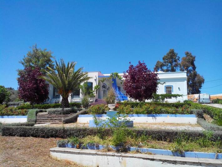 Apartamento para 2 personas, con Terraza además de Jardín y Piscina en Constantina