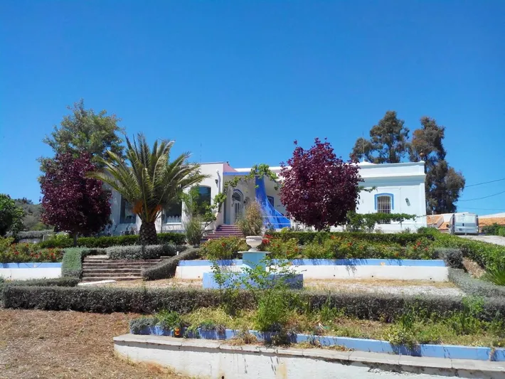 Hotel para 2 personas, con piscina y jardín - 1