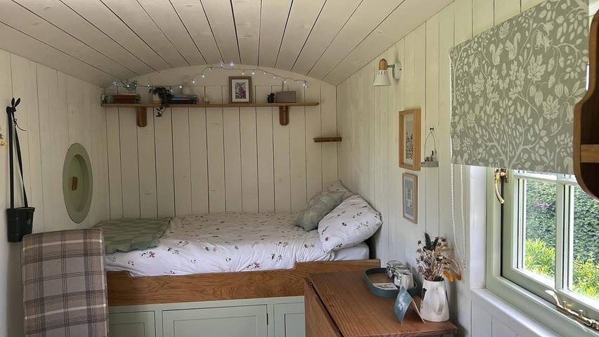 Chalet for 2 people, with terrace and garden in Devon