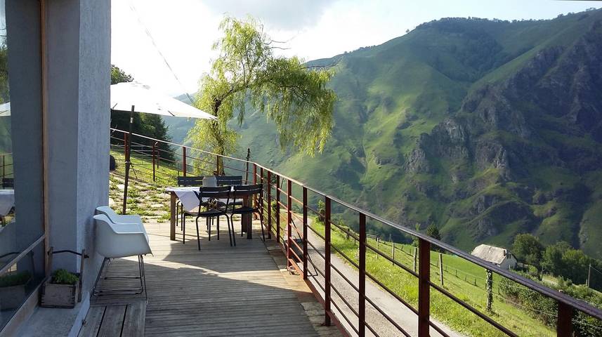 Gîte pour 4 personnes, avec Terrasse et Jardin