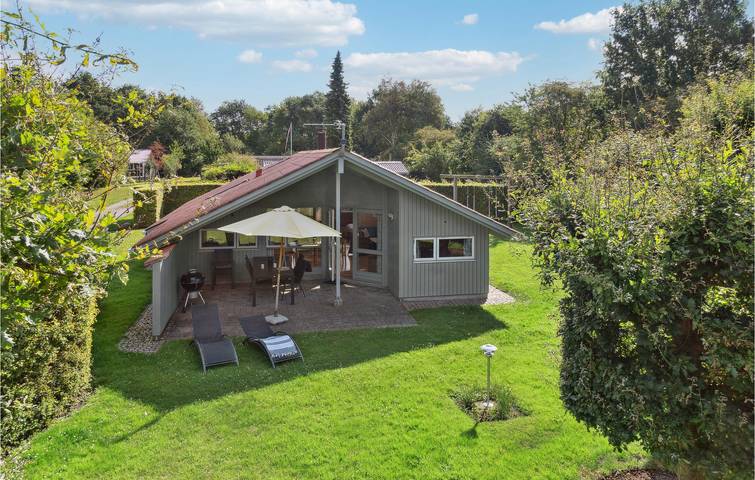 Ferienhaus für 8 Personen, mit Whirlpool und Terrasse sowie Sauna und Garten in Nysted - 2