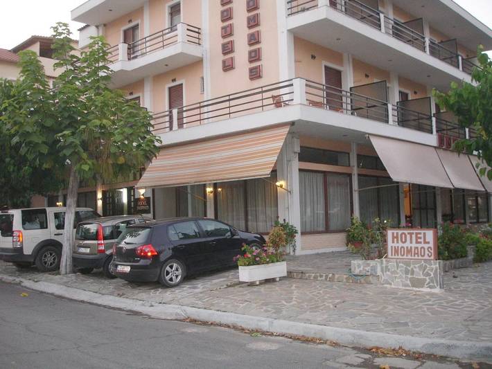 Hôtel, avec Balcon ainsi que Terrasse et Vue