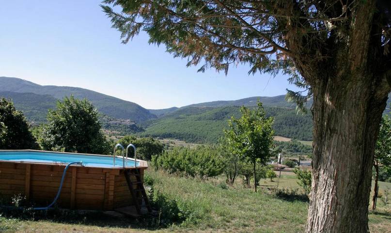 Gîte pour 5 personnes, avec piscine ainsi que vue et terrasse à Saint-Auban-sur-l'Ouvèze - 2