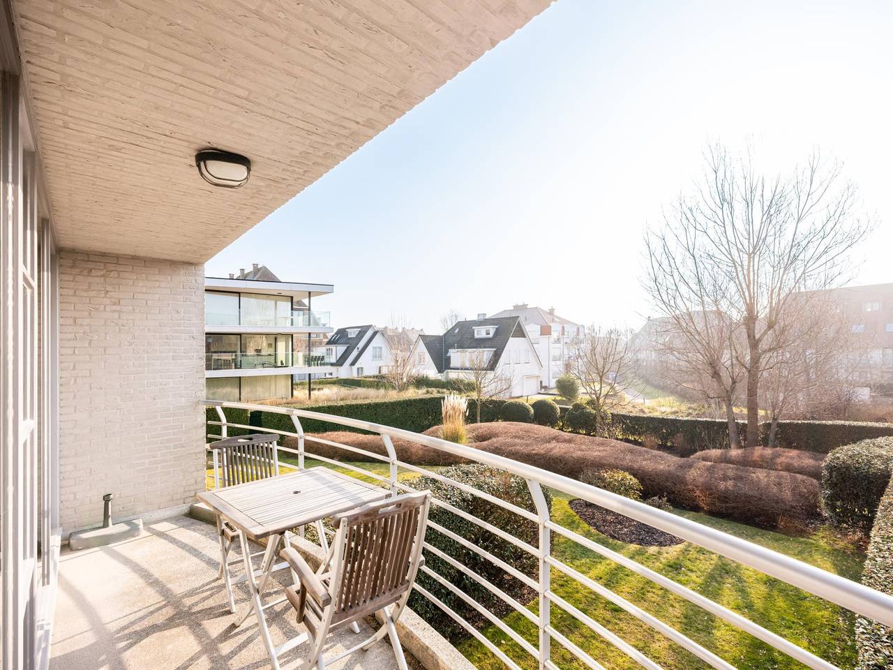 Geheel appartement, Zonnig appartement dichtbij het strand gelegen in Koksijde-Bad, Koksijde