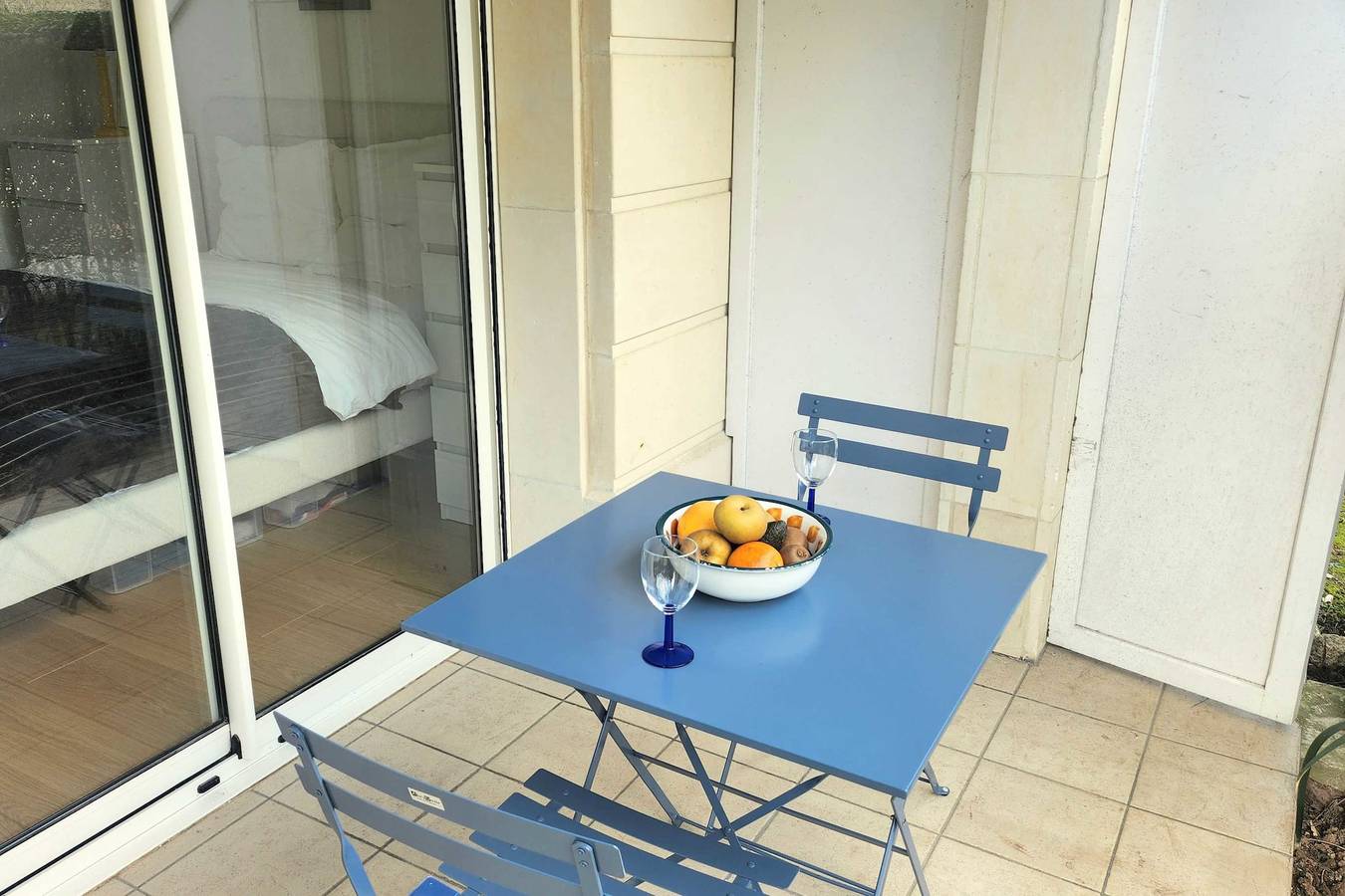 Entire apartment, Nice T2 with garden and terrace in Tourgéville in Tourgéville, Lisieux region