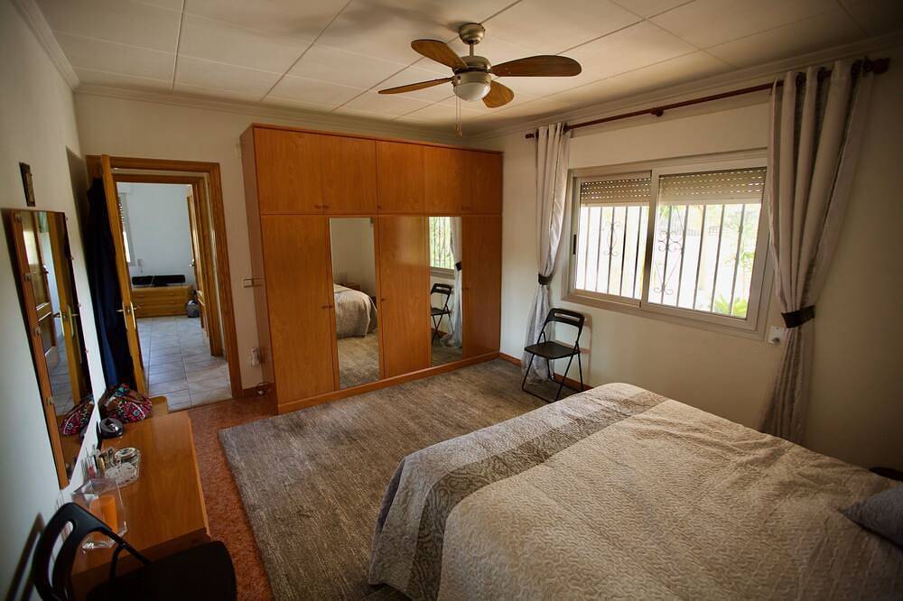 Gran villa junto al lago de agua dulce y playa con piscina privada in Navarrés, Provincia de Valencia