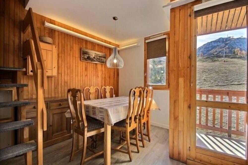 Apartamento entero, Encantador dúplex renovado, balcón, 3 habitaciones, Wifi, Plagne Villages in Plagne Villages, La Plagne-Tarentaise