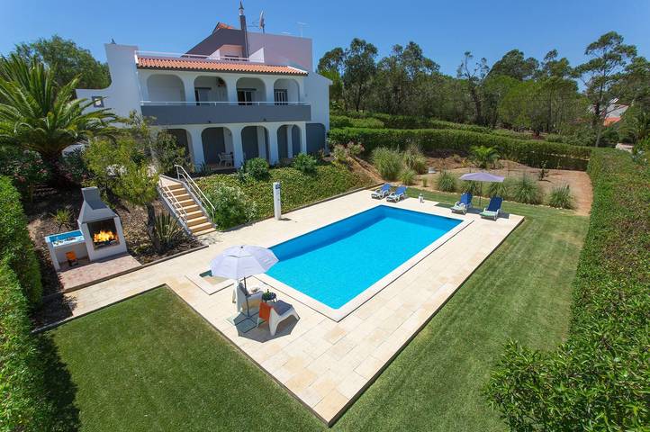 Villa para 6 pessoas, com Jardim em Caramujeira