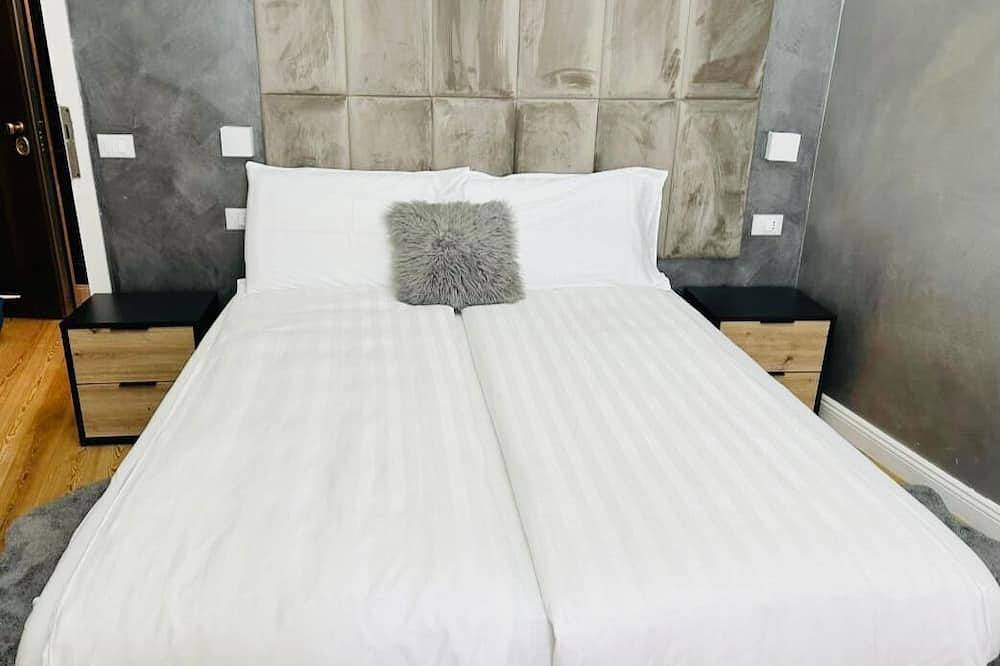 Junior Suite with In-Room Jacuzzi in Lavis, Fleimstaler Alpen