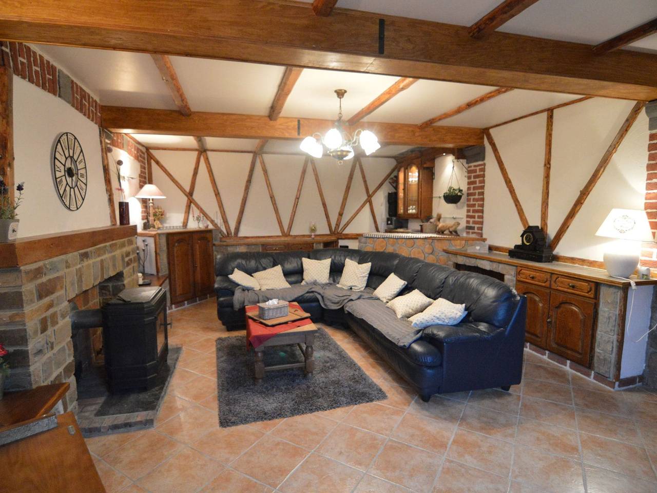 Modernes, geräumiges Ferienhaus in Mettet, Region Namur