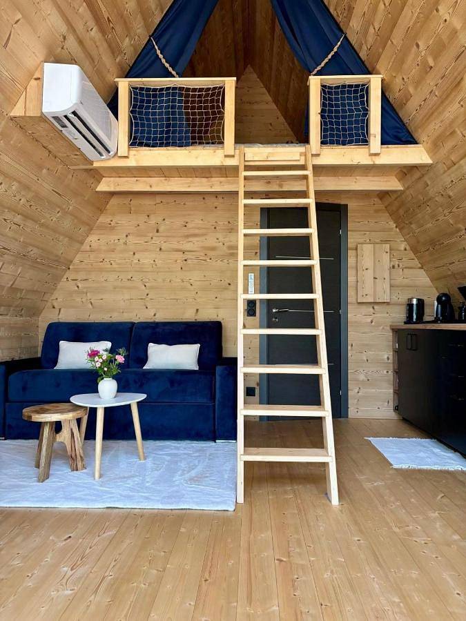 Gîte pour 3 personnes, avec terrasse à Bathernay - 2