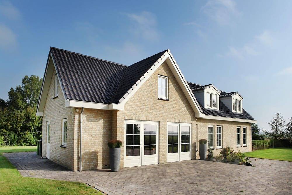 Modern vakantiehuis vlakbij Schoorl en strand in Schoorldam, Nederlandse Noordzeekust