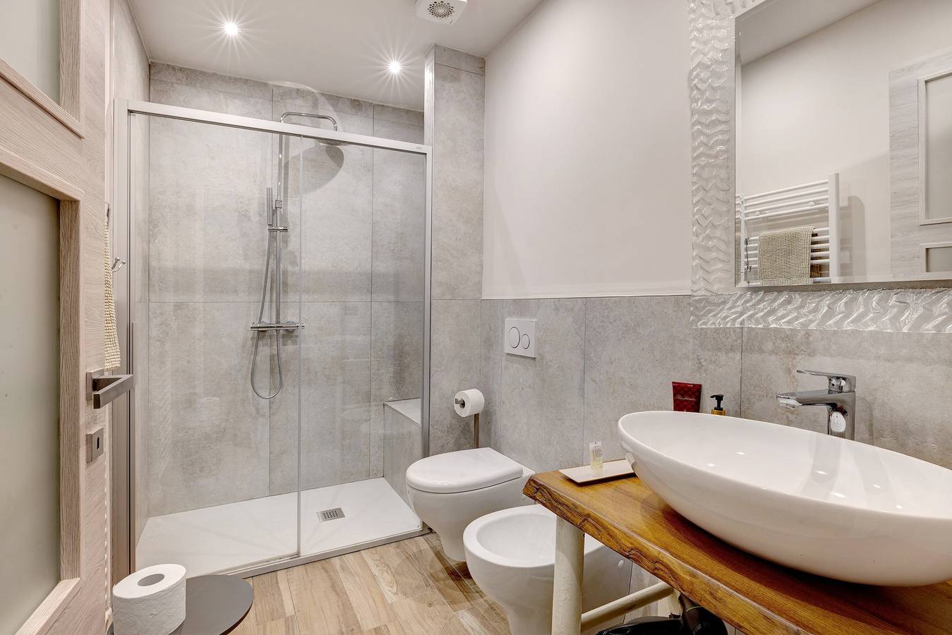 Appartement 'Pietra' met Uitzicht op de Bergen, Gedeeld Zwembad en Privé Terras, foto 11