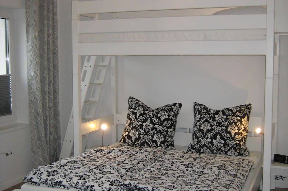 Ganze Wohnung, Komfort Ferienwohnung für 5 Personen mit Ostseefernblick in Meeschendorf, Fehmarn