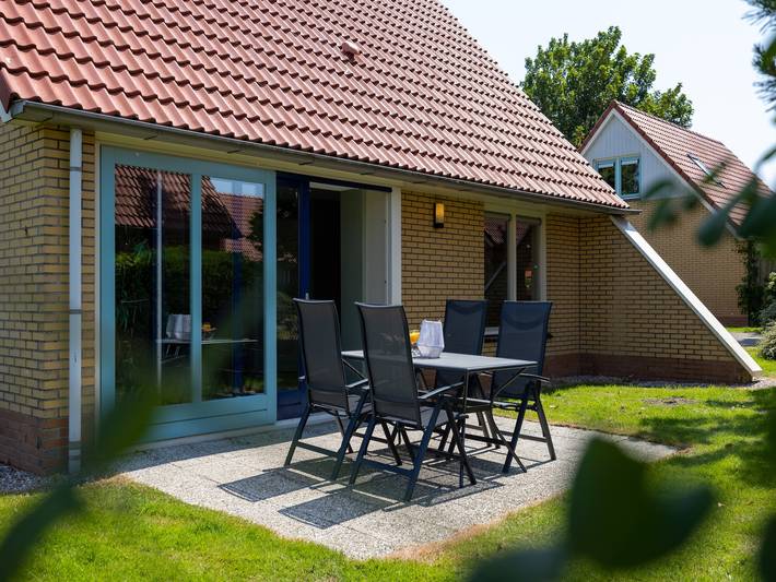 Ferienhaus für 6 Personen, mit Terrasse und Garten sowie Pool in Andijk