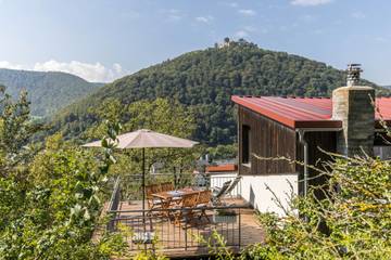 Vakantiewoning voor 3 Personen in Bad Urach, Schwäbische Alb Radweg Etappe 4 Region, Afbeelding 1
