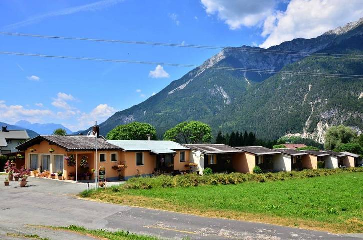 Ferienhaus für 5 Personen, mit Balkon und Terrasse sowie Garten und Seeblick am Pressegger See