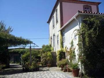 Gîte pour 7 personnes, avec jardin et terrasse dans Afife