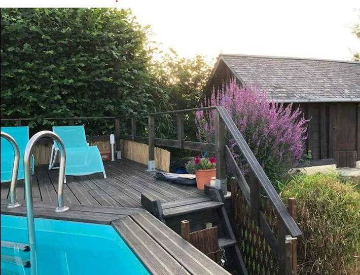 Location de vacances pour 5 personnes, avec piscine ainsi que jardin et terrasse dans Mortain-Bocage - 3